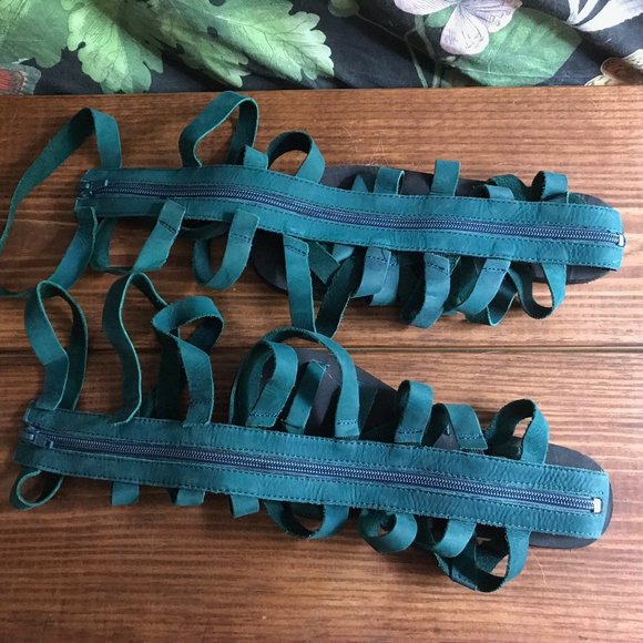 Free People Cynder Gladiator Sandal - Picture 3 of 10